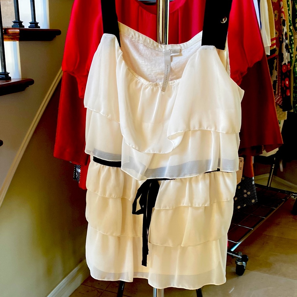 layered Lauren Conrad Cami. Ribbon straps w adjustable button.